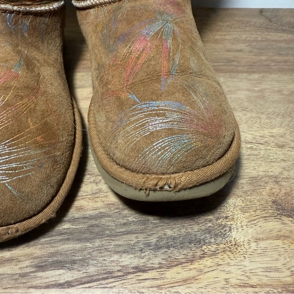 UGG Australia Rainbow Tropical Leaf Brown Boots, Women’s 6 - Picture 3 of 10